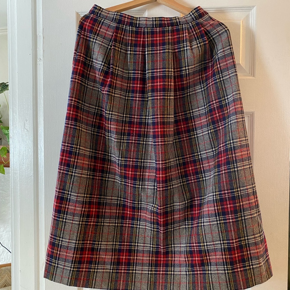 Vintage plaid high waisted skirt with pockets